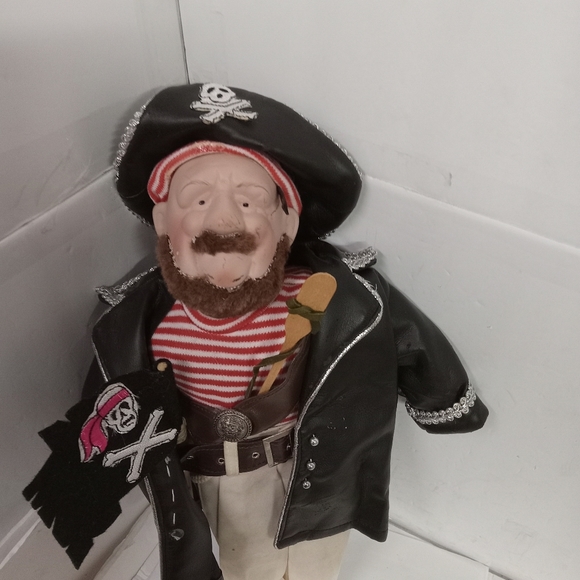 Vintage Duck House Captain Hook Black Beard D18-7123 Country Series Doll 18” - Picture 1 of 13